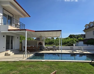 Muğla Ortaca'da Merkezi Konumda, Özel Havuzlu, Geniş Villa - 5