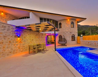 Muğla Seydikemer'de Ailelere Uygun, Özel Havuzlu, Çift Jakuzili Villa - 1