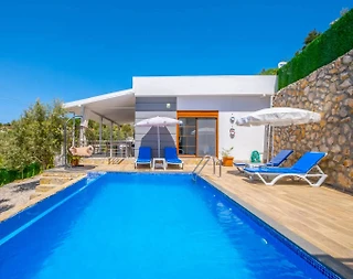 Muğla Seydikemer'de Balayı Çiftlerine Uygun, Özel Havuzlu, Şık Villa - 1