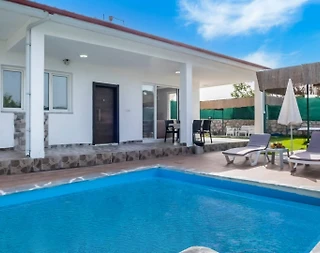 Muğla Seydikemer'de Çekirdek Ailelere Uygun, Özel Havuzlu, Ferah Villa - 1