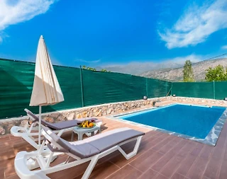 Muğla Seydikemer'de Çekirdek Ailelere Uygun, Özel Havuzlu, Ferah Villa - 5