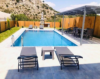 Muğla Seydikemer'de Doğa İçerisinde, Özel Havuzlu, Modern Villa - 2