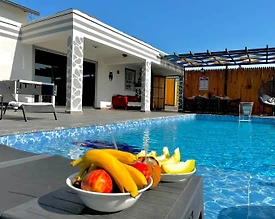 Muğla Seydikemer'de Doğa Manzaralı, Özel Havuzlu, Kiralık Villa - 3