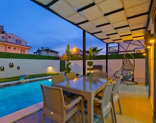 Muğla Seydikemer'de Geniş Ailelere Uygun, Özel Havuzlu, Kiralık Villa - 4