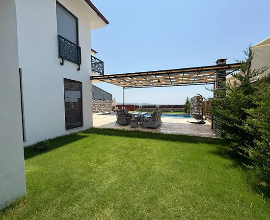 Muğla Seydikemer'de Geniş Ailelere Uygun, Özel Havuzlu, Kiralık Villa - 1