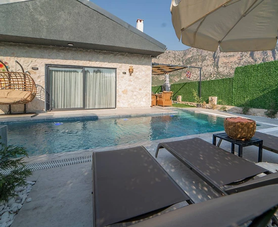 Muğla Seydikemer'de Gözlerden Uzak Konumda, Özel Havuzlu, 2+1 Villa - 1