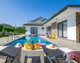 Muğla Seydikemer'de Gözlerden Uzak, Özel Havuzlu, Balayı Villası - 3