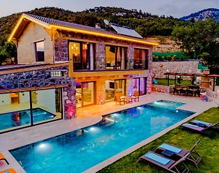 Muğla Seydikemer'de Gözlerden Uzak, Özel Havuzlu, Otantik Villa - 1