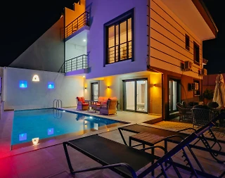 Muğla Seydikemer'de Kalabalık Ailelere Uygun, Özel Havuzlu, İkiz Villa - 4