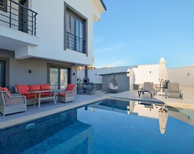 Muğla Seydikemer'de Kalabalık Ailelere Uygun, Özel Havuzlu, İkiz Villa - 2