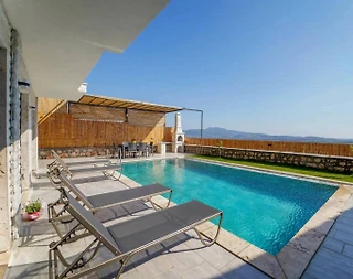 Muğla Seydikemer'de Kalabalık Ailelere Uygun, Özel Havuzlu, Kiralık Villa - 3