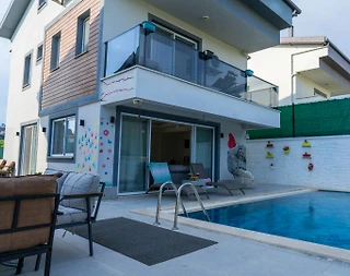 Muğla Seydikemer'de Doğa Manzaralı, Özel Havuzlu, Lüks 3+1 Villa - 1