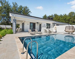 Muğla Seydikemer'de Minimalist Tasarımlı, Özel Havuzlu, Konforlu Villa - 3
