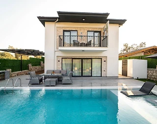 Muğla Seydikemer'de Modern Tasarımlı, Özel Havuzlu, Bahçeli Villa - 2
