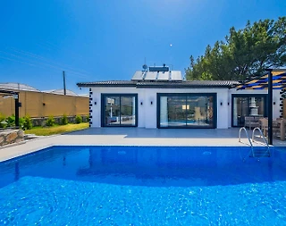 Muğla Seydikemer'de Sakin Konumda, Özel Havuzlu, Balayı Villası - 1