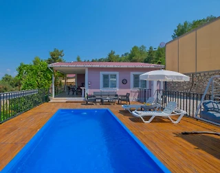 Muğla Seydikemer'de Sakin Konumda, Özel Havuzlu, Balayı Villası - 2