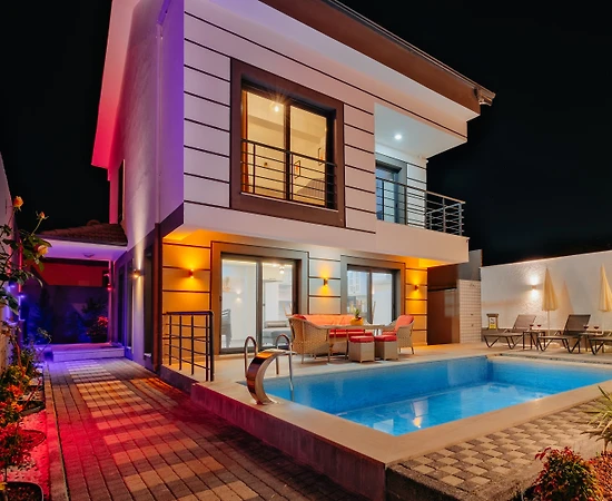 Muğla Seydikemer'de  Sakin Konumda, Özel Havuzlu, Ferah Villa - 1