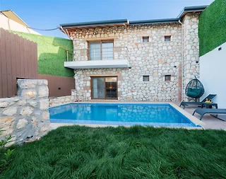 Muğla Seydikemer'de Sakin Konumda, Özel Havuzlu, Kiralık Villa - 3