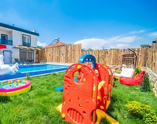 Muğla Seydikemer'de Yeşillikler İçerisinde, Özel Havuzlu, Modern Villa - 4