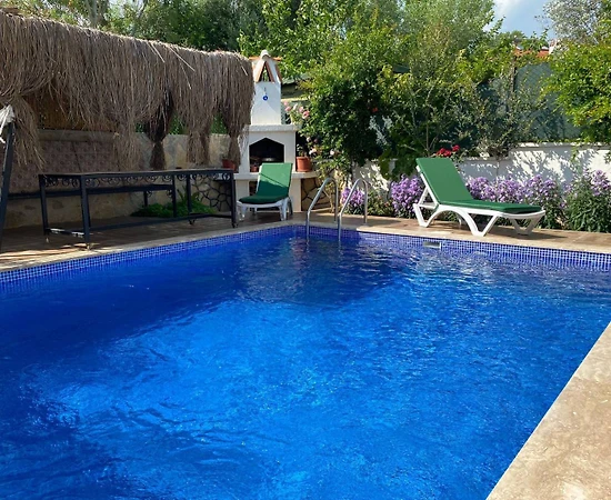 Muğla Ula'da Çekirdek Ailelere Uygun, Özel Havuzlu, 3+1 Villa - 1