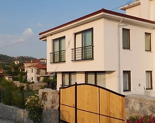 Muğla Ula'da Sakin Konumda, Huzurlu, Geniş Bahçeli Tatil Evi - 1