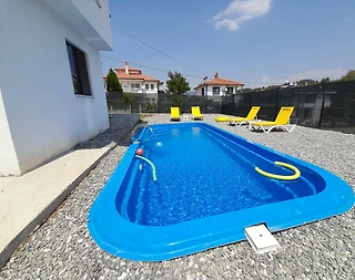 Muğla Ula'da Sakin Konumda, Huzurlu, Geniş Bahçeli Tatil Evi - 5