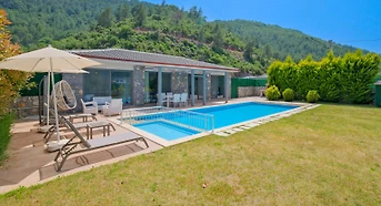 Fethiye Kayaköy'de Modern Tasarımlı, Özel Havuzlu, 2+1 Villa