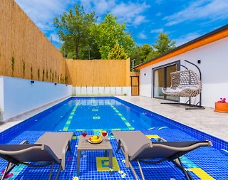 Kaş İslamlar'da Küçük Ailelere Uygun, Özel Havuzlu, Lüks Villa - 4