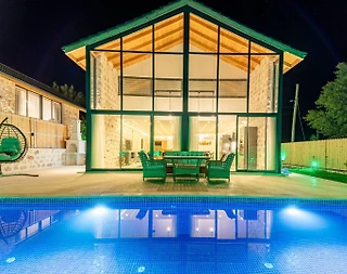 Kaş Bezirgan'da Sakin Konumda, Özel Havuzlu, Balayı Villası - 2