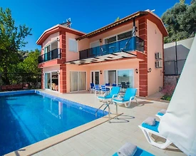 Kaş İslamlar'da Geniş Alanlara Sahip, Özel Havuzlu, Konforlu Villa - 2