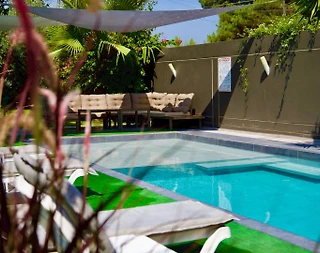 Antalya Kepez'de Geniş Alanlara Sahip, Özel Havuzlu, Ferah Villa - 3