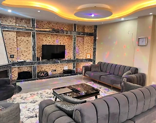 Aydın Ak-Yeniköy'de Kalabalık Aileler için İdeal, Özel Havuzlu, 4+1 Villa - 5