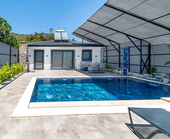 Fethiye Eldirek'te Merkezi konumda, Özel Havuzlu, Modern Villa - 1