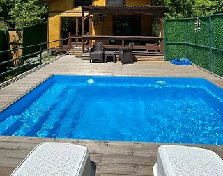 Sapanca Memnuniye'de Sessiz Konumda, Özel Havuzlu, 4 Kişilik Bungalov - 1