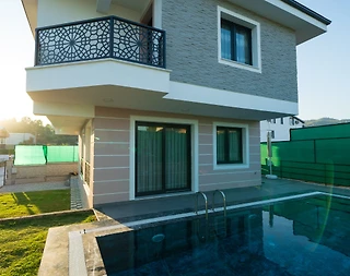 Muğla Fethiye'de Sakin Konumda, Özel Havuzlu, Şık Villa - 1