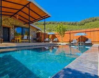 Muğla Fethiye'de Yemyeşil Doğada, Özel Havuzlu, Modern Villa  - 4