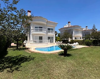 Serik Kadriye'de Site İçerisinde, Özel Havuzlu, 8 Kişilik Villa - 3