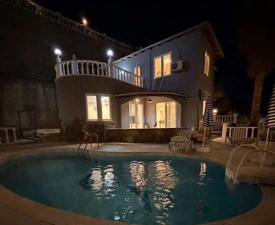 Alanya Kargıcak'ta Deniz Manzaralı, Özel Havuzlu, 3+1 Villa - 1