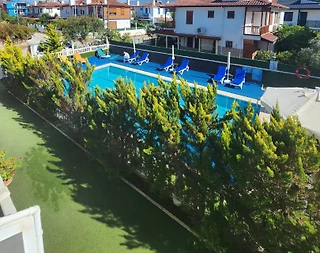 Fethiye Foça'da Merkezi Konumda, Ortak Havuzlu, Konforlu Apart - 2