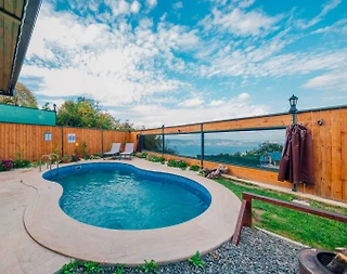 Sapanca Nailiye'de Çekirdek Ailelere Uygun, Özel Havuzlu, Şık Bungalov - 4