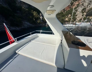 Fethiye Göcek'te Eşsiz Maviliklerde, 5 Kabinli, Modern Motoryat - 4