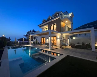 Fethiye Ölüdeniz'de Geniş Ailelere Uygun, Özel Havuzlu, Estetik Villa - 1
