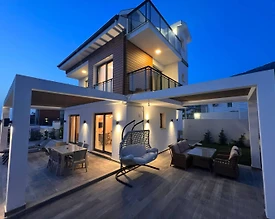 Fethiye Ölüdeniz'de Geniş Ailelere Uygun, Özel Havuzlu, Estetik Villa - 3