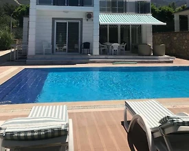 Fethiye Ölüdeniz'de Kalabalık Ailelere Uygun, Özel Havuzlu, Kiralık Villa - 2