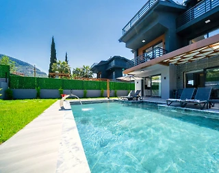 Ölüdeniz Ovacık'ta Merkeze Yakın, Özel Havuzlu, Muhteşem Villa - 2