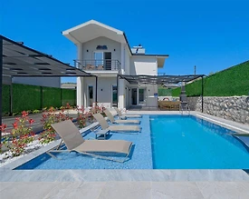 Fethiye Ölüdeniz'de Merkeze Yakın, Özel Havuzlu, 2+1 Kiralık Villa - 2