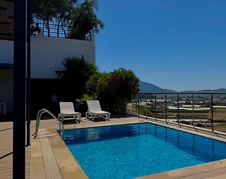 Ölüdeniz'de Çekirdek Ailelere Uygun, Özel havuzlu, Konforlu Bungalov - 5