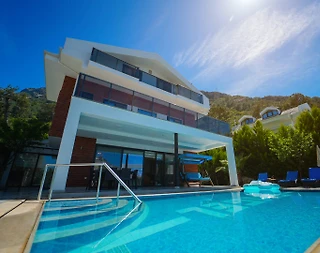 Ölüdeniz'de Kalabalık Ailelere Uygun, Özel Havuzlu, Tatil Villası - 1