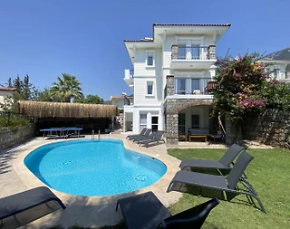 Fethiye Ölüdeniz'de Kalabalık Ailelere Uygun, Özel Havuzlu, Şık Villa - 1