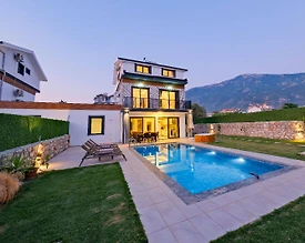 Fethiye Ölüdeniz'de Geniş Ailelere Uygun, Özel Havuzlu, Lüks Villa - 3